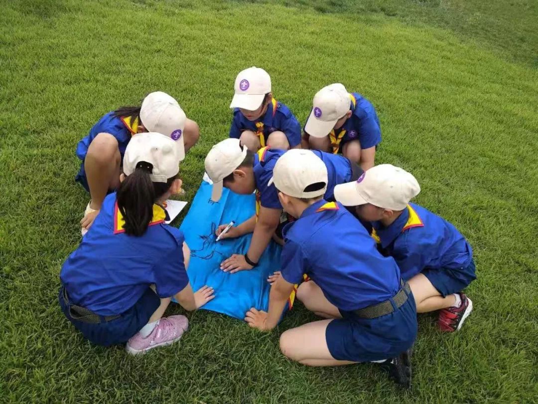 包含女足夏令营破冰游戏互动多：女足夏令营破冰游戏多的词条