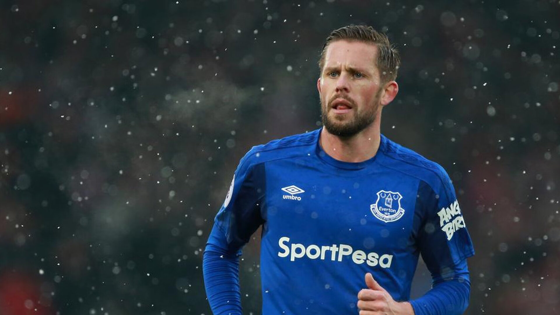 杜兰特回归赛场，问鼎冠军首场状态亮眼，中国队观众沸腾！