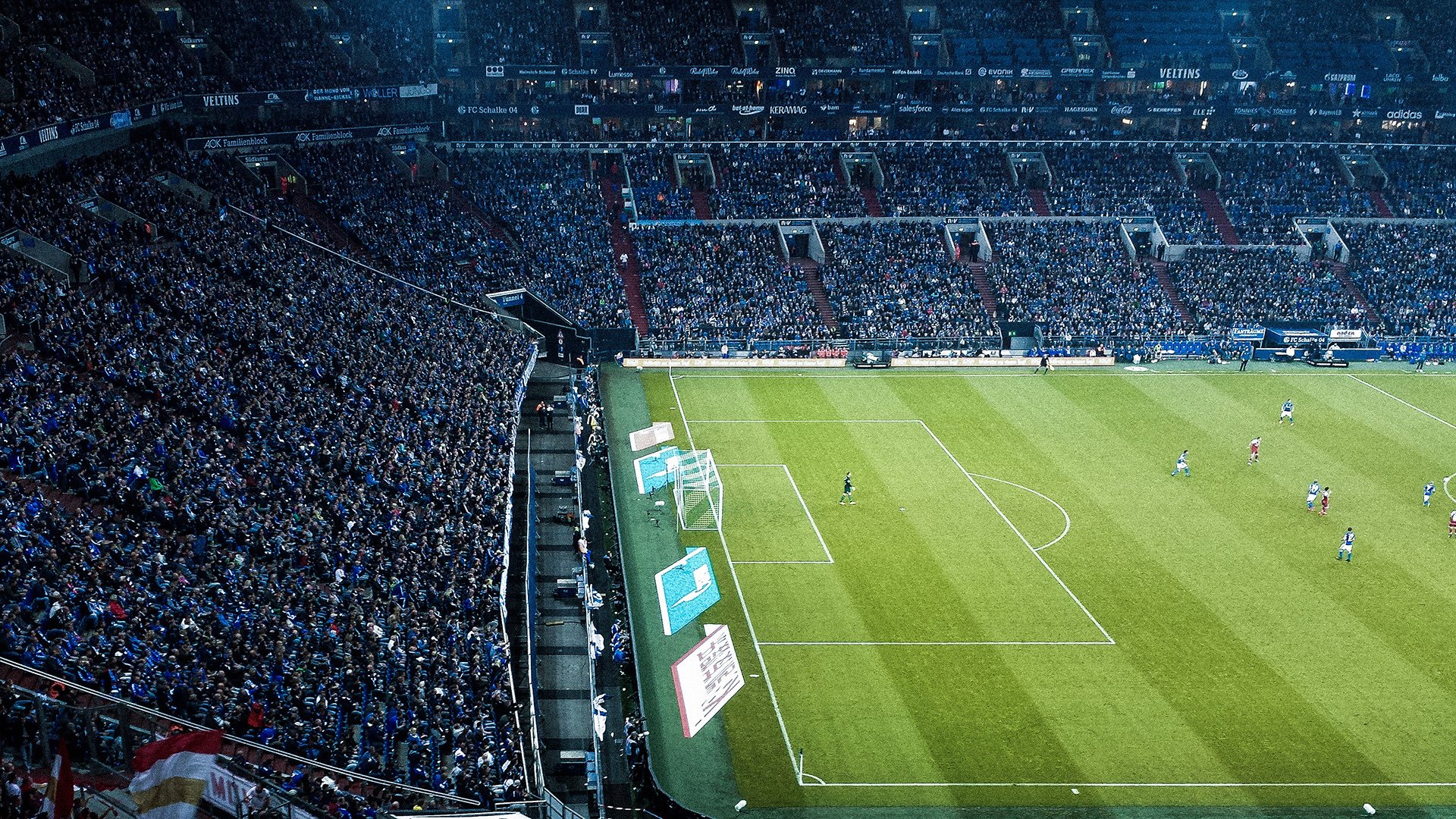 莎拉波娃回归赛场，突破纪录首场状态亮眼，拜仁观众沸腾！